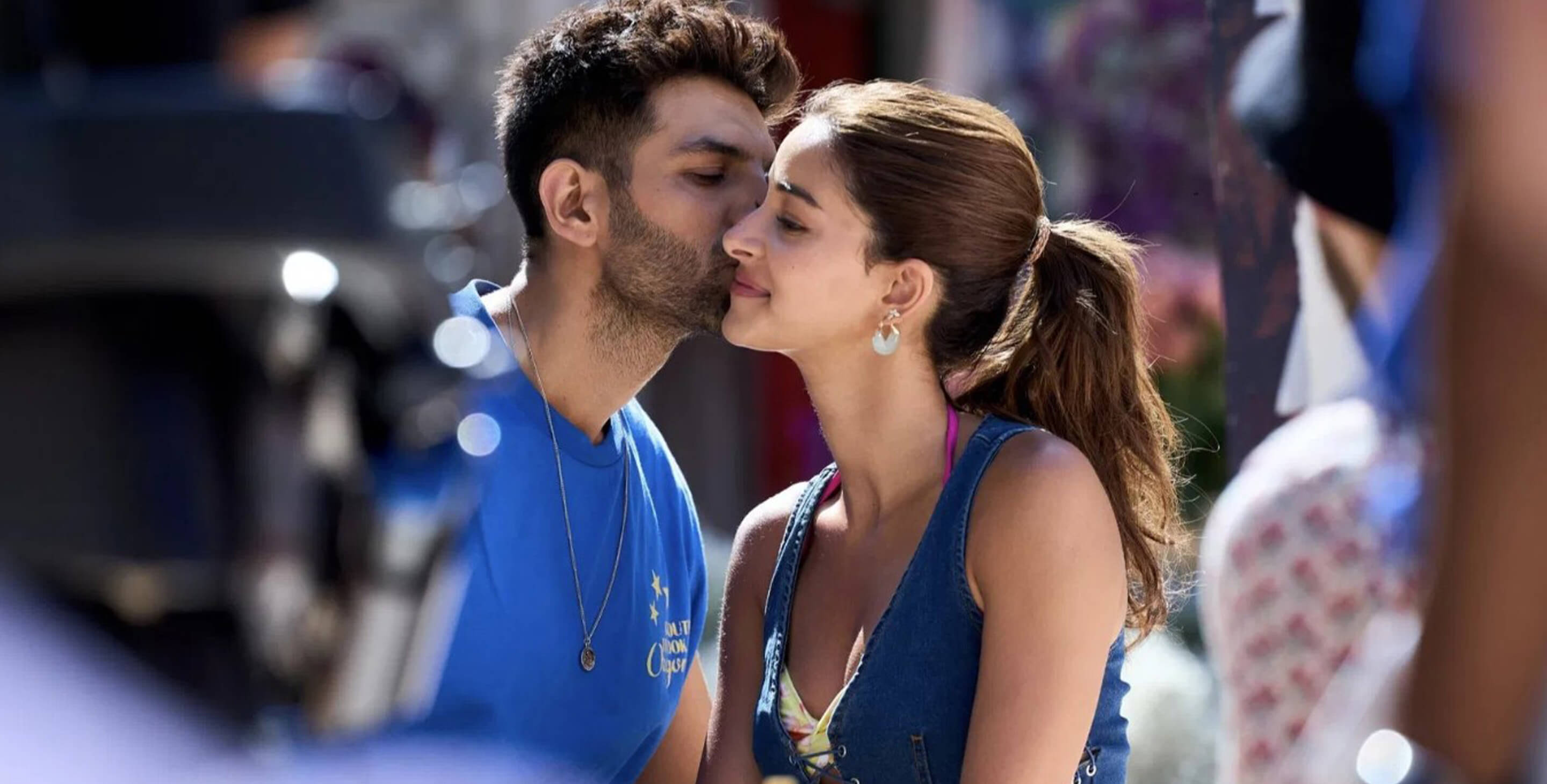 Tu Meri Main Tera Main Tera Tu Meri